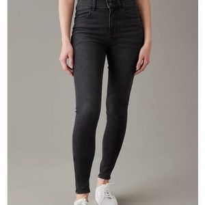 AEO👖 DenimX4 Hi-Rise Jegging in ‘Black Magic’